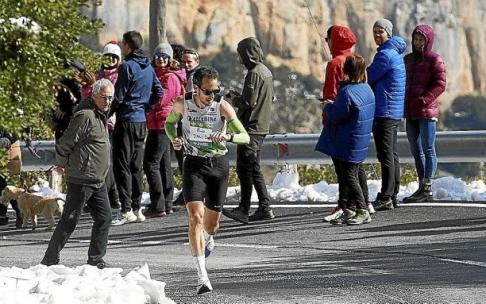 David Palomo, ganador de la prueba masculina, paró el cronómetro en 28:03 minutos.
