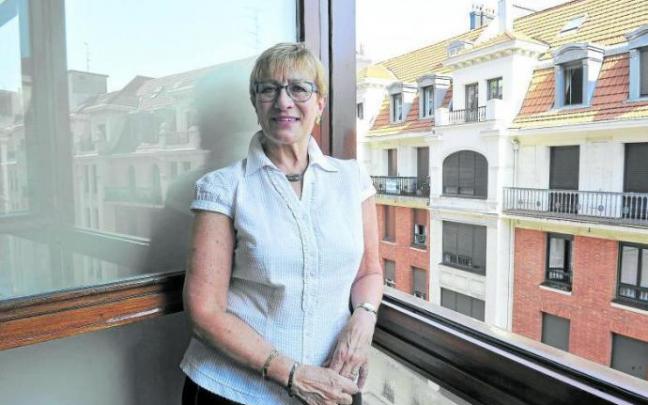Isabel Tejada: "¿Cuarta, quinta ola...? Se busca el equilibrio entre pandemia y economía, pero el virus siempre gana"