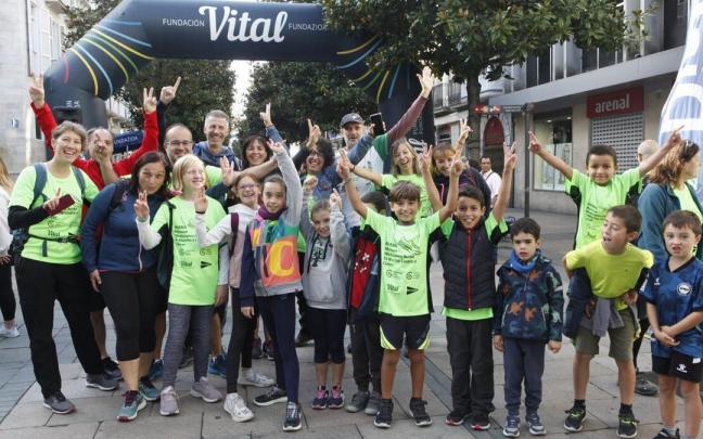 En im&aacute;genes: una marea verde cierra filas contra el c&aacute;ncer en Vitoria