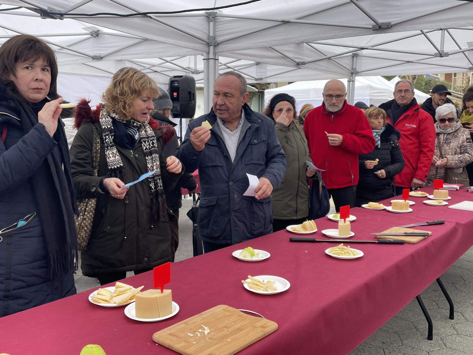Un momento del XVIII Concurso de Queso Urbasa-Andia.
