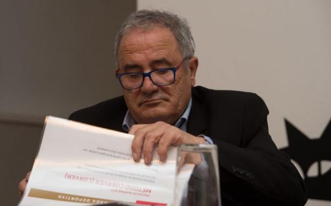 Luis Sabalza, durante el debate entre los tres precandidatos a las elecciones presidenciales de Osasuna en 2017.