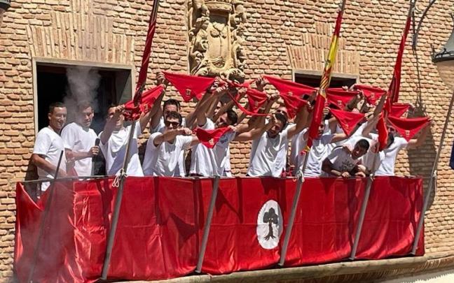 El CD San Miguel prende la mecha del cohete de Larraga.