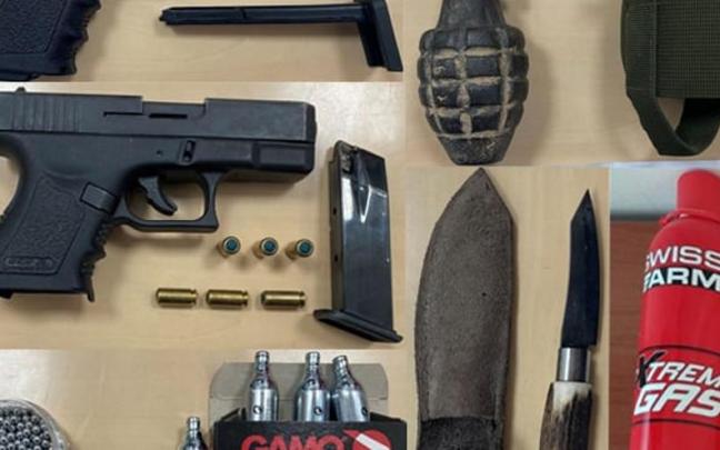 Imagen de las armas incautadas