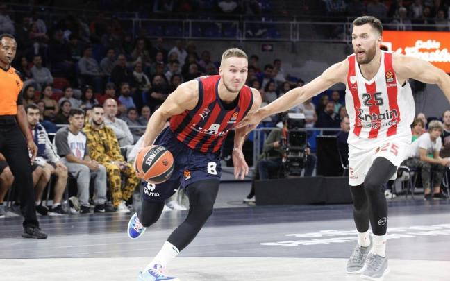 Tadas Sedekerskis, ante el Olympiacos.