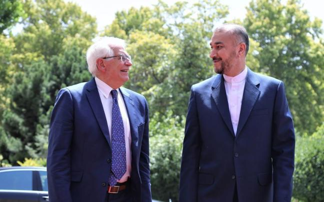 Josep Borrell, Alto Representante de Política Exterior de la UE, y Hosein Amirabdolahian, ministro de Exteriores de Irán, durante un encuentro. Josep Borrell, Alto Representante de Política Exterior de la UE, y Hosein Amirabdolahian, ministro de Exteriores de Irán, durante un encuentro.