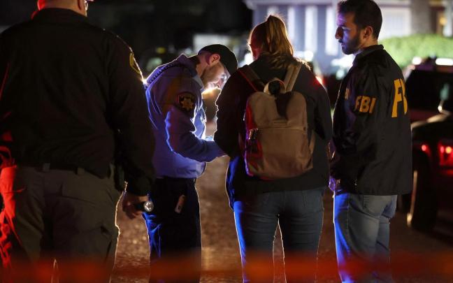 La policía investiga las circunstancias de dos tiroteos en Half Moon Bay, en California. La policía investiga las circunstancias de dos tiroteos en Half Moon Bay, en California.