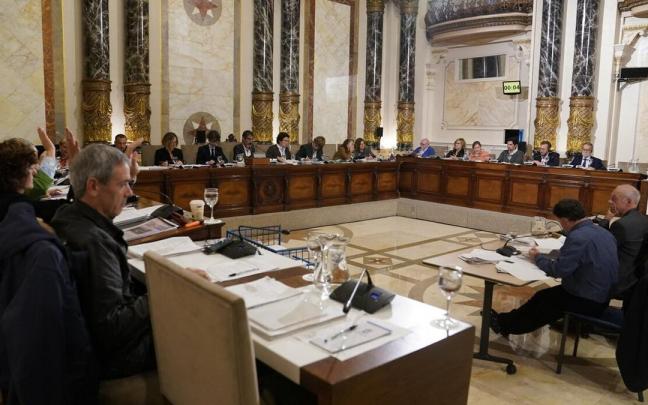 Pleno de Donostia celebrado este jueves y donde una trabajadora de la limpieza ha sido multada