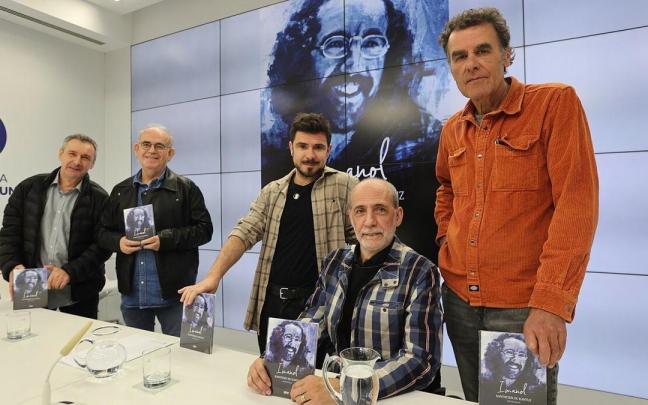 Imanol Larzabali eskainitako disko-liburua aurkeztu dute gaur, ostegunez.