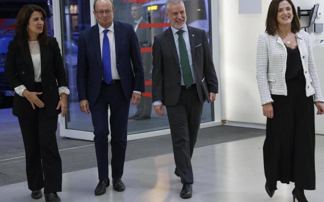 El lehendakari Iñigo Urkullu preside el acto central del Día de la Memoria en la sede de Gogora El lehendakari Iñigo Urkullu preside el acto central del Día de la Memoria en la sede de Gogora