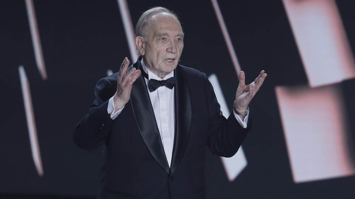 Fernando Méndez-Leite, durante su discurso en la gala.