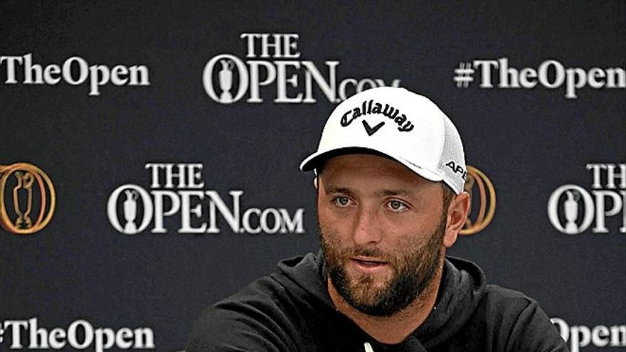 Jon Rahm, duranre su rueda de prensa en Saint Andrews.