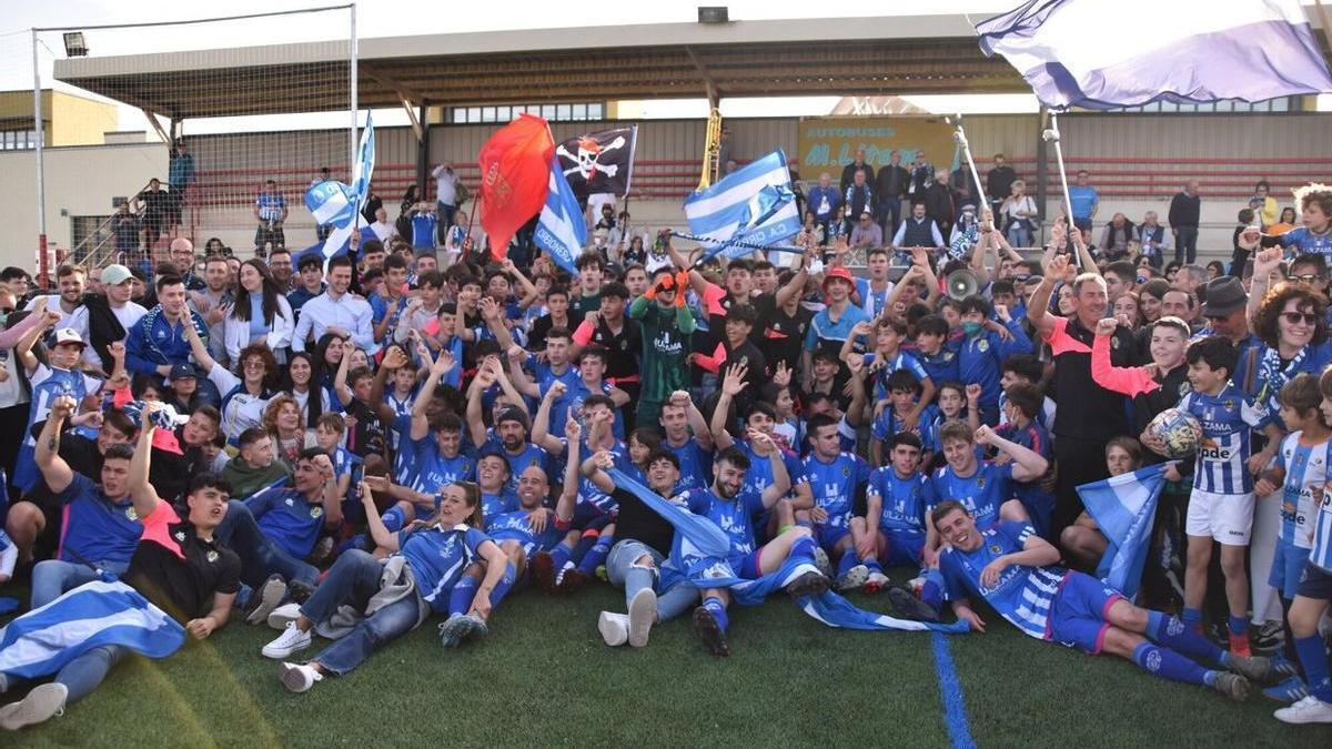 El Cirbonero festeja el ascenso a Segunda RFEF