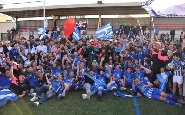 El Cirbonero festeja el ascenso a Segunda RFEF