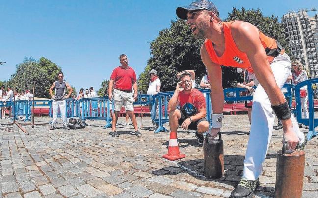 Daniel Saldias, preparándose para empezar la prueba de Txingas.
