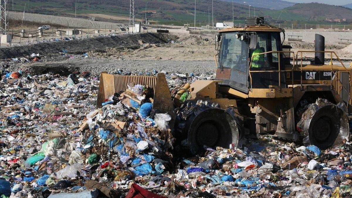 Vista del Centro de Tratamiento de Residuos Urbanos de G&oacute;ngora.