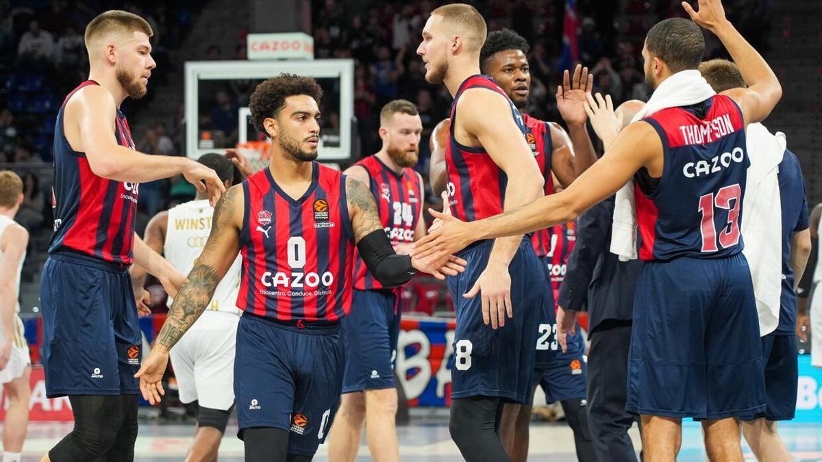 Los jugadores del Baskonia celebran una de las victorias logradas esta temporada