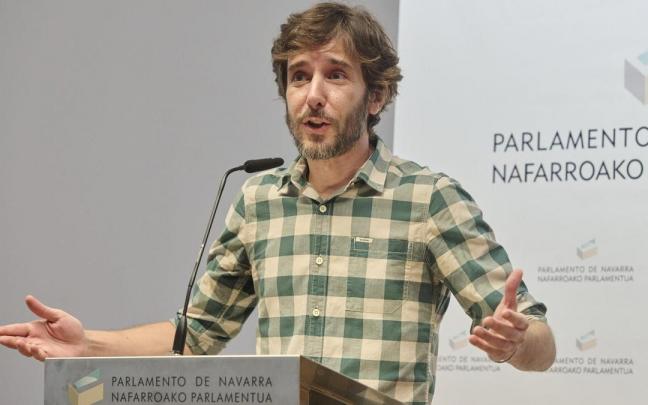Mikel Buil durante una intervención en el Parlamento de Navarra. Mikel Buil durante una intervención en el Parlamento de Navarra.