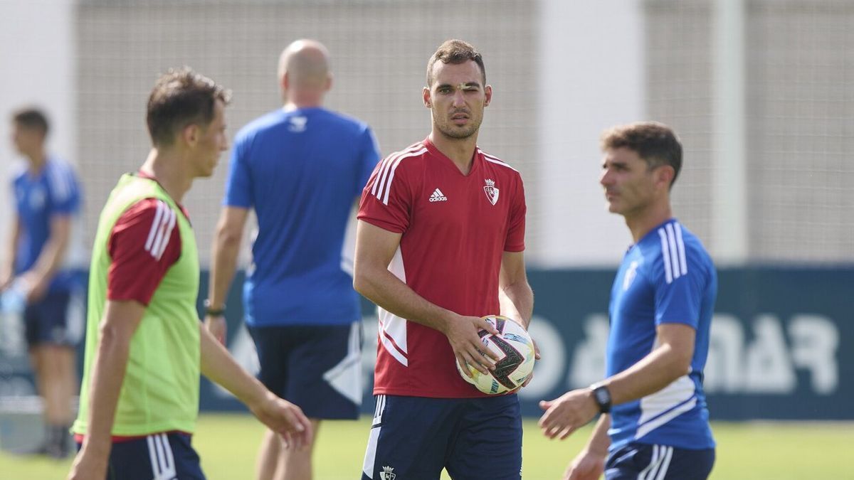 Unai García, en el entrenamiento de esta mañana en Tajonar.