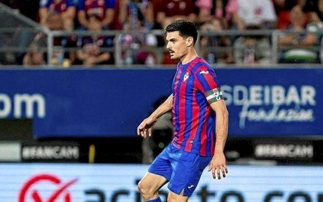 Sergio Álvarez, durante un partido de la última temporada del Eibar en Ipurua. | FOTO: SD EIBAR