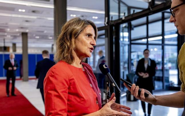 La ministra de Transición Energética, Teresa Ribera, a su llegada a la cumbre de Praga.