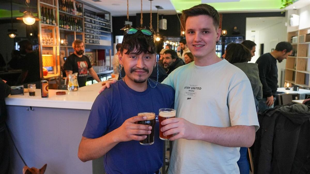 Abre Birrak, un nuevo bar en Vitoria con cervezas muy especiales para consumir o llevar