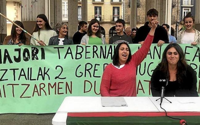 La comparecencia de prensa celebrada el miércoles por ELA y los trabajadores de ambos bares. La comparecencia de prensa celebrada el miércoles por ELA y los trabajadores de ambos bares.