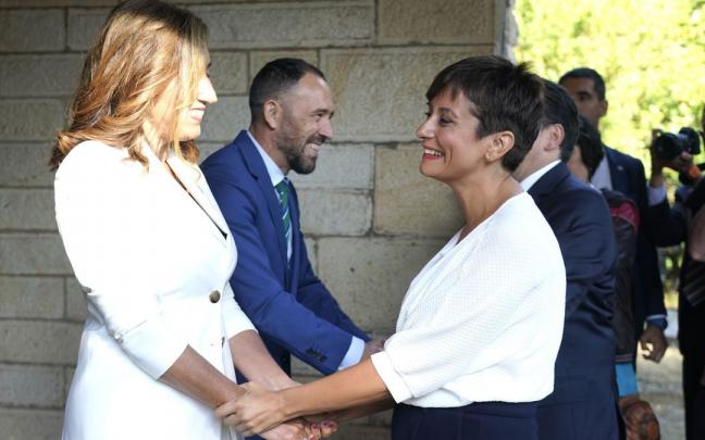 La consejera vasca de Autogobierno, Olatz Garamendi y la ministra de Política Territorial, Isabel Rodríguez. La consejera vasca de Autogobierno, Olatz Garamendi y la ministra de Política Territorial, Isabel Rodríguez.