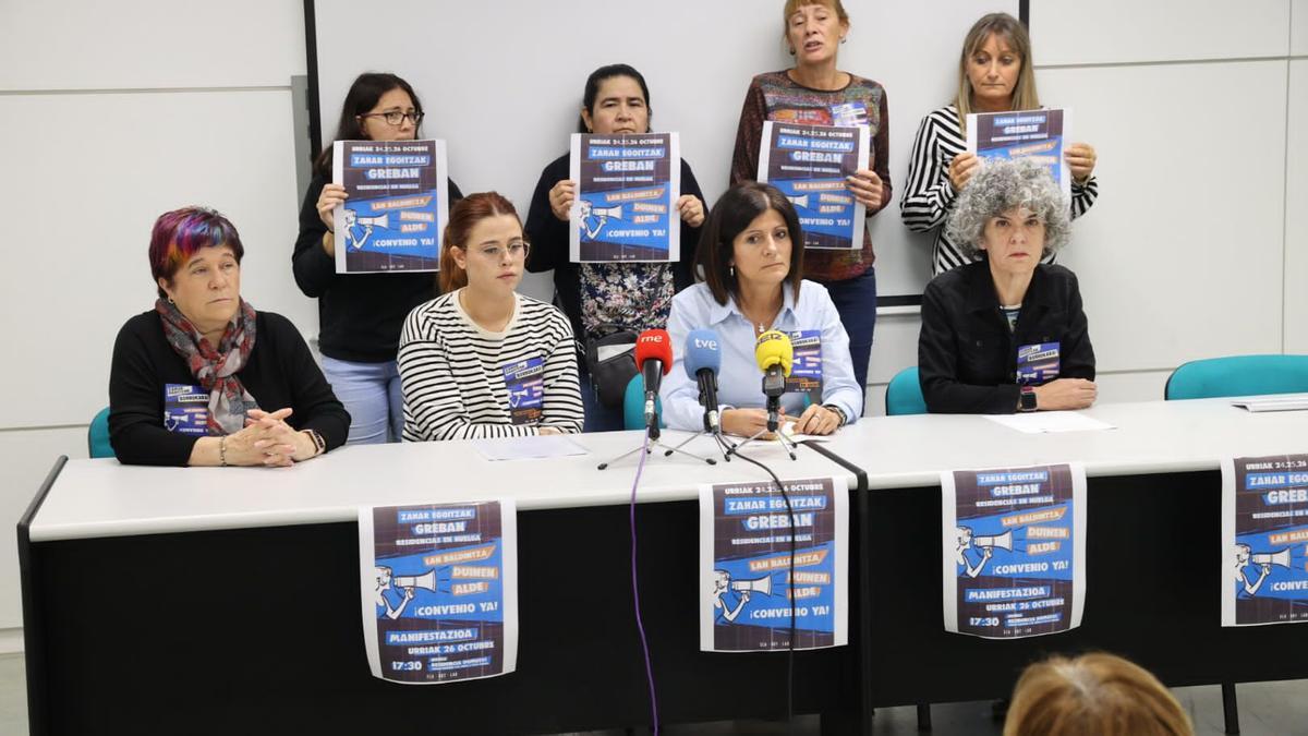 Un momento de la rueda de prensa.