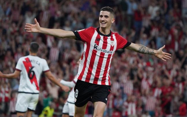 Oihan Sancet celebra su gol anotado frente al Rayo Vallecano en San Mamés. Oihan Sancet celebra su gol anotado frente al Rayo Vallecano en San Mamés.