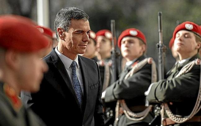 El presidente del Gobierno español, Pedro Sánchez, durante su estancia ayer en Viena. | FOTO: EFE El presidente del Gobierno español, Pedro Sánchez, durante su estancia ayer en Viena. | FOTO: EFE