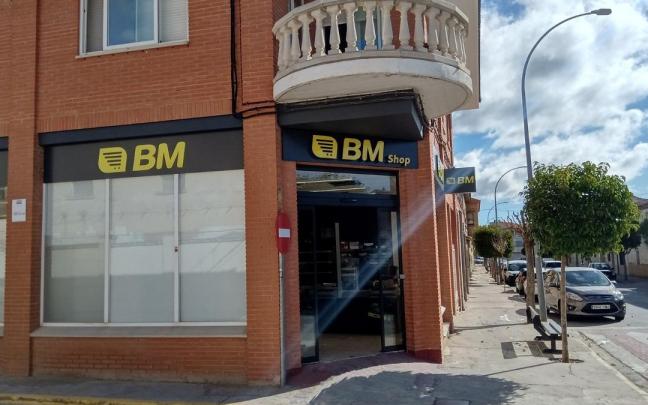Exterior de un BM Shop.