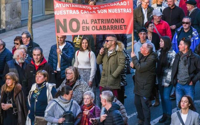 Manifestación de Olabarrieta contra el catálogo.