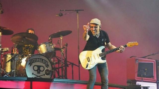 Fito ni siquiera hab&iacute;a so&ntilde;ado con cantar en San Mam&eacute;s, lo hizo y la grada vibr&oacute; con &eacute;l.