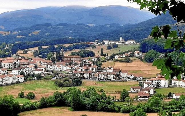 Irurita, como en su regata con prados agostados y cortes de agua, por ahora nocturnos.