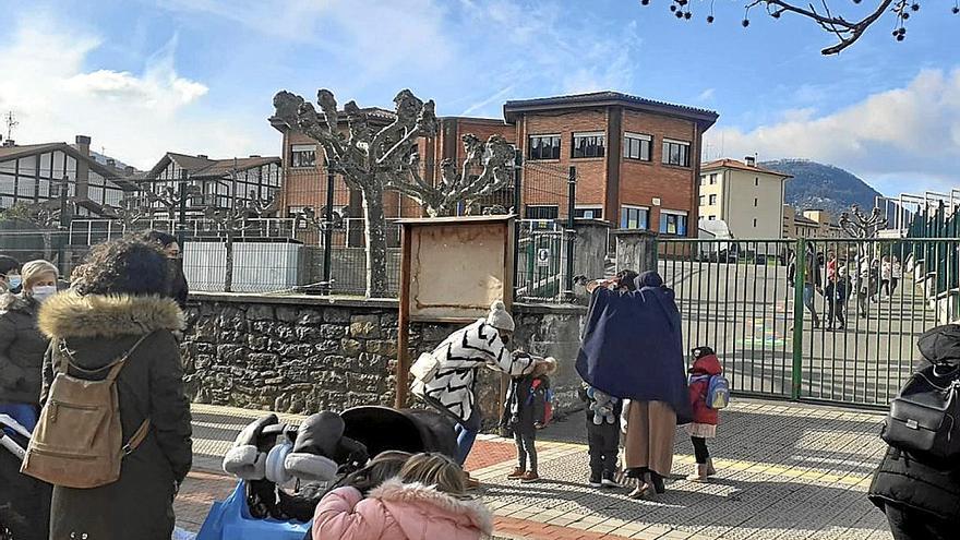 Salida de escolares del colegio Mendiko en Amurrio.