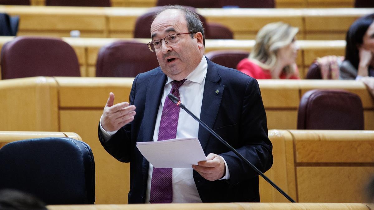 El ministro de Cultura y Deporte, Miquel Iceta, en una sesión de control al Gobierno en el Senado.