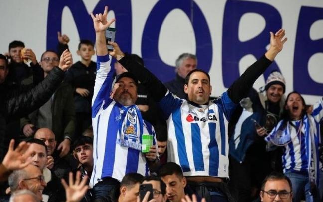 Aficionados de la Real Sociedad, el pasado mi&eacute;rcoles durante el partido contra el Coria.