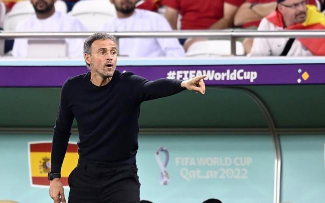 Luis Enrique durante el España - Costa Rica.