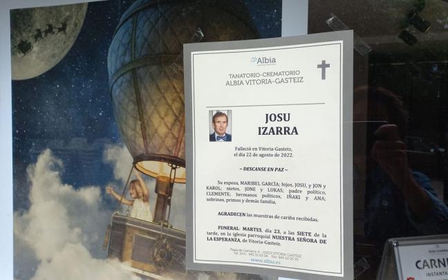 Vitoria recuerda al fot&oacute;grafo Josu Izarra