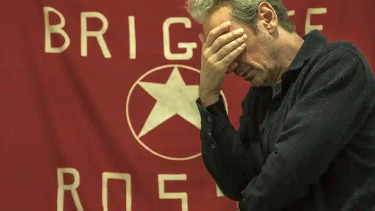 Una imagen de la miniserie &lsquo;Exterior noche&rsquo;.