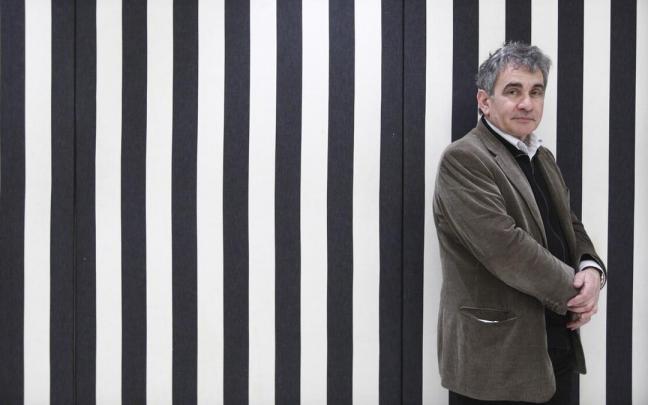 Bernardo Atxaga debatirá con Mikel Valverde sobre la creación de una obra para público infantil. Bernardo Atxaga debatirá con Mikel Valverde sobre la creación de una obra para público infantil.