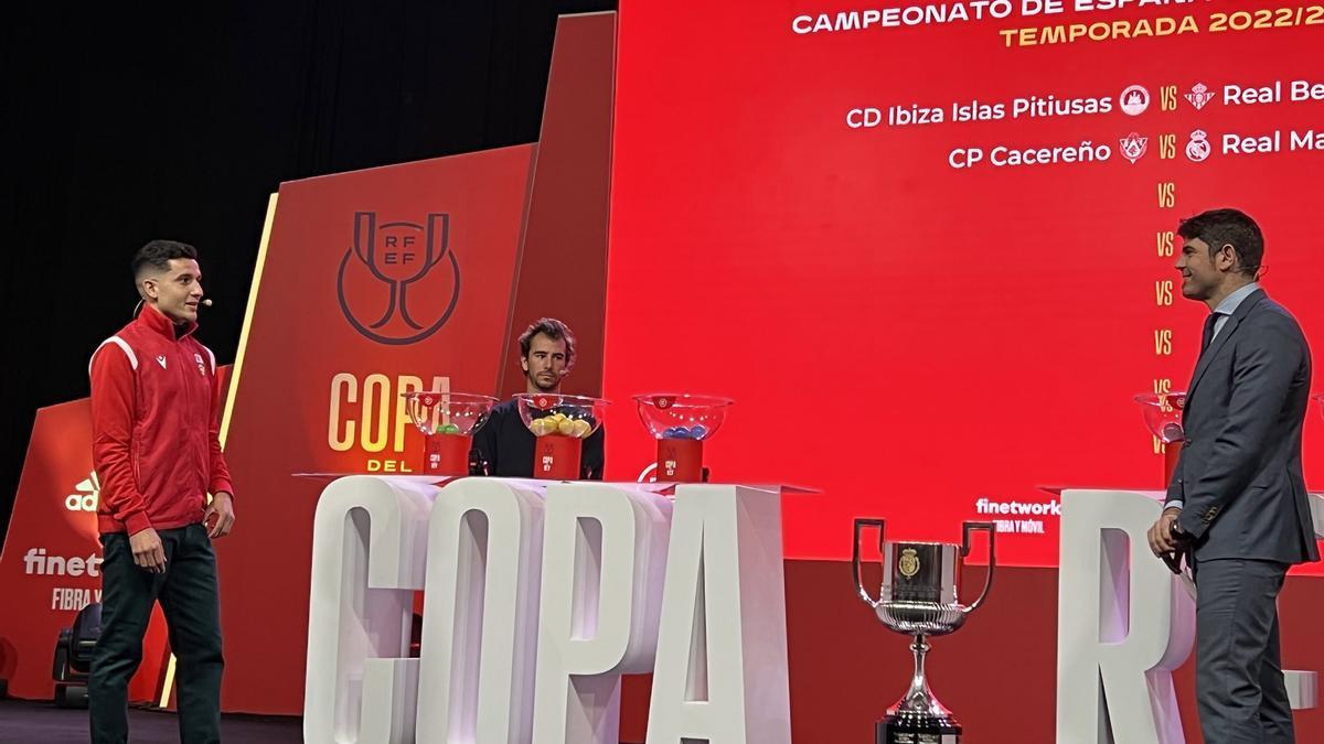 Jaime Sierra, durante su intervención en el sorteo de este viernes.