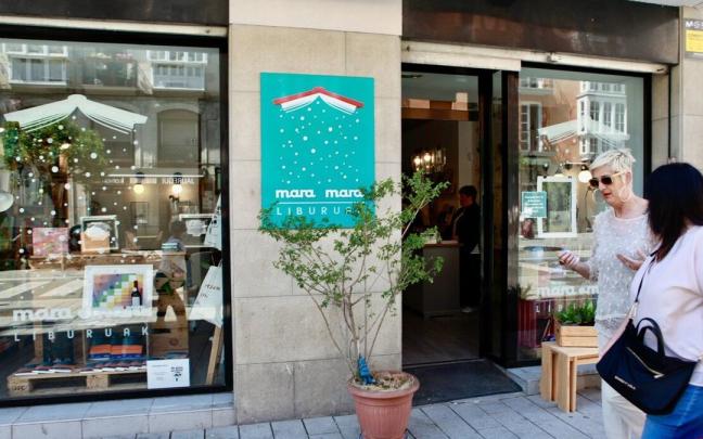 Exterior de un comercio de Vitoria.