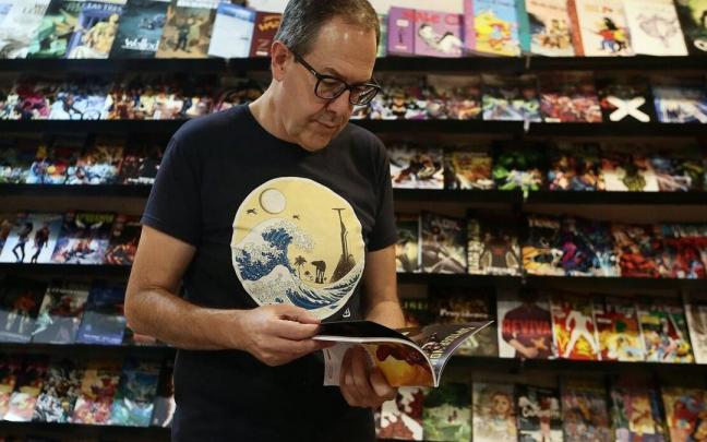 El 19 de octubre se cumplirán 30 años desde que José Ramón Zalacain abrió en Amara su librería Armageddon Cómics. El 19 de octubre se cumplirán 30 años desde que José Ramón Zalacain abrió en Amara su librería Armageddon Cómics.