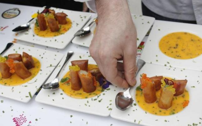 Elaboración de unos pintxos