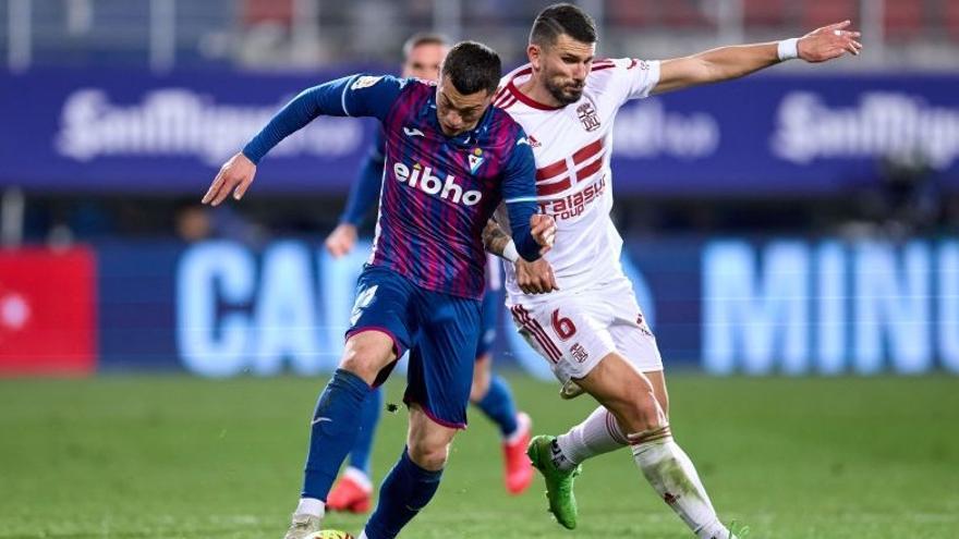 El Eibar no pudo remontar la ventaja inicial del Cartagena.