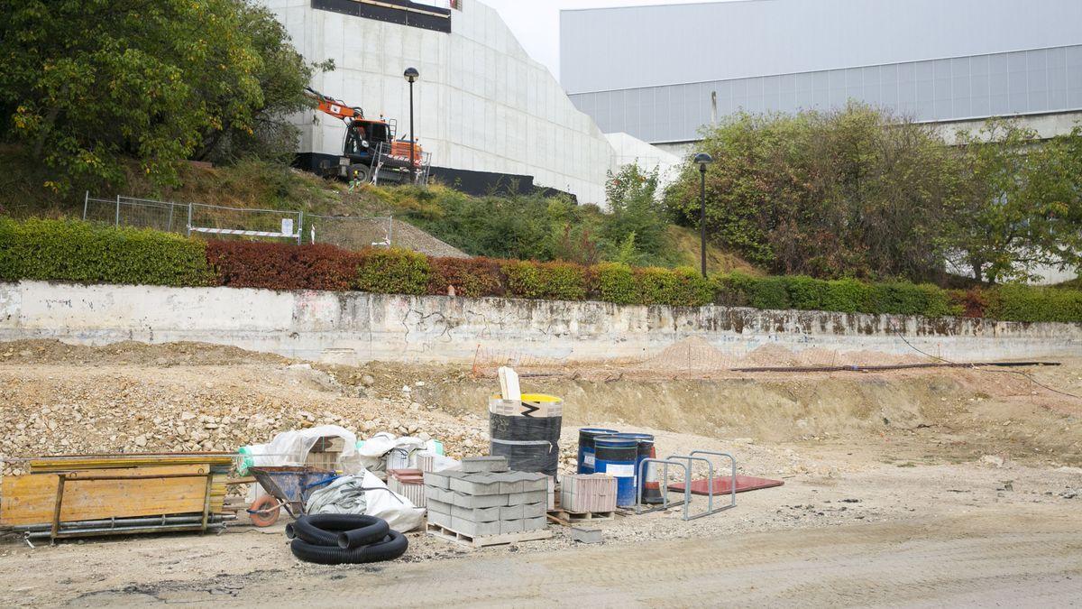 Obras del futuro ascensor urbano de Trinitarios.