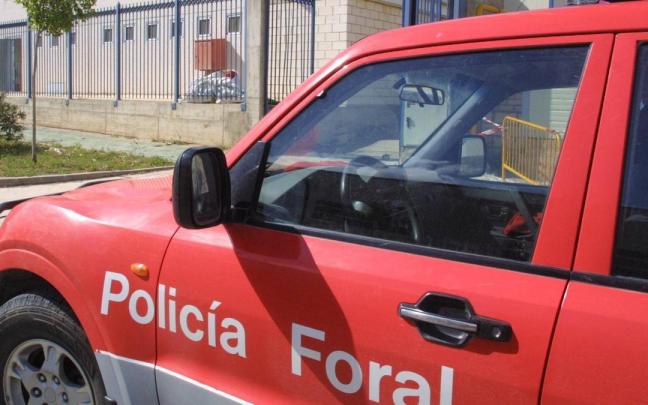Imagen de archivo de una patrulla de la Polic&iacute;a Foral en el pol&iacute;gono Las Labradas
