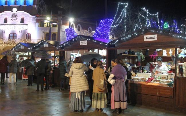 El ambiente navideño inundará la localidad con motivo de la feria de artesanía El ambiente navideño inundará la localidad con motivo de la feria de artesanía