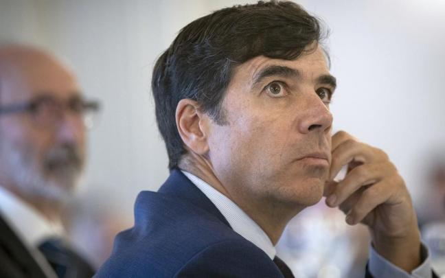 El nuevo presidente de Kutxabank, Anton Arriola, ayer en el acto de Donostia.